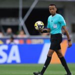 Primeiro árbitro somali da história é barrado nos EUA e desabafa
