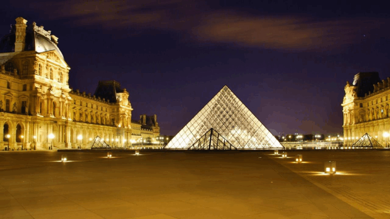 Louvre está ‘no limite’, afirma novo presidente após crise provocada por roubo de joias
