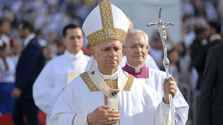 Papa diz que história julgará líderes indiferentes à morte de migrantes