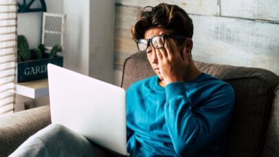 Trabalho remoto pode prejudicar saúde mental, indica estudo