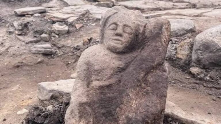 Estátua de espírito protetor dos romanos é encontrada sob quartel