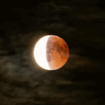 Agosto terá dois eclipses e um poderá ser visto em todo o Brasil