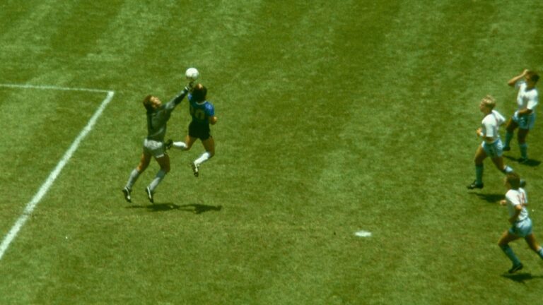 Cinemas argentinos exibem filme sobre partida contra a Inglaterra antes de semifinal