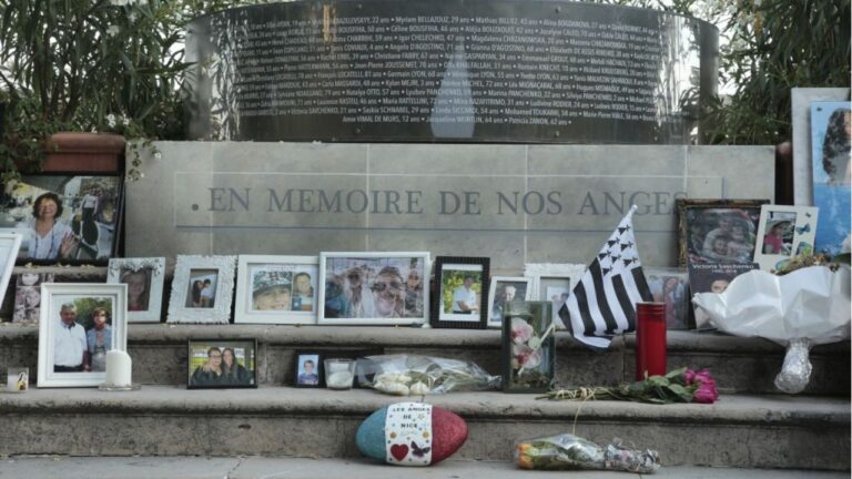 Por que França e Espanha farão minuto de silêncio antes da semifinal da Copa?