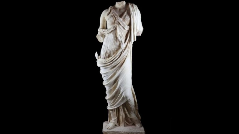 Estátua de 2.000 anos pode ser tesouro perdido de Cícero