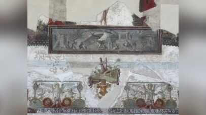 Afresco mitológico volta à vida após restauração em Pompeia