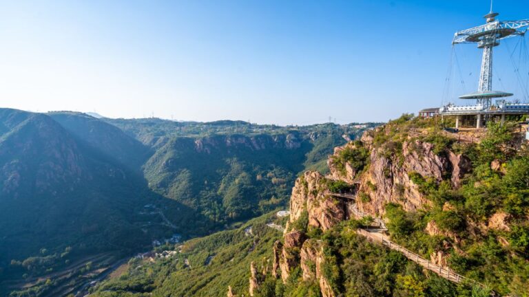 Parque na China pagará R$ 45 mil para contratado observar as nuvens por um mês; entenda