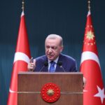 968 pessoas recebem ordens de prisão acusadas de envolvimento em tentativa de golpe na Turquia