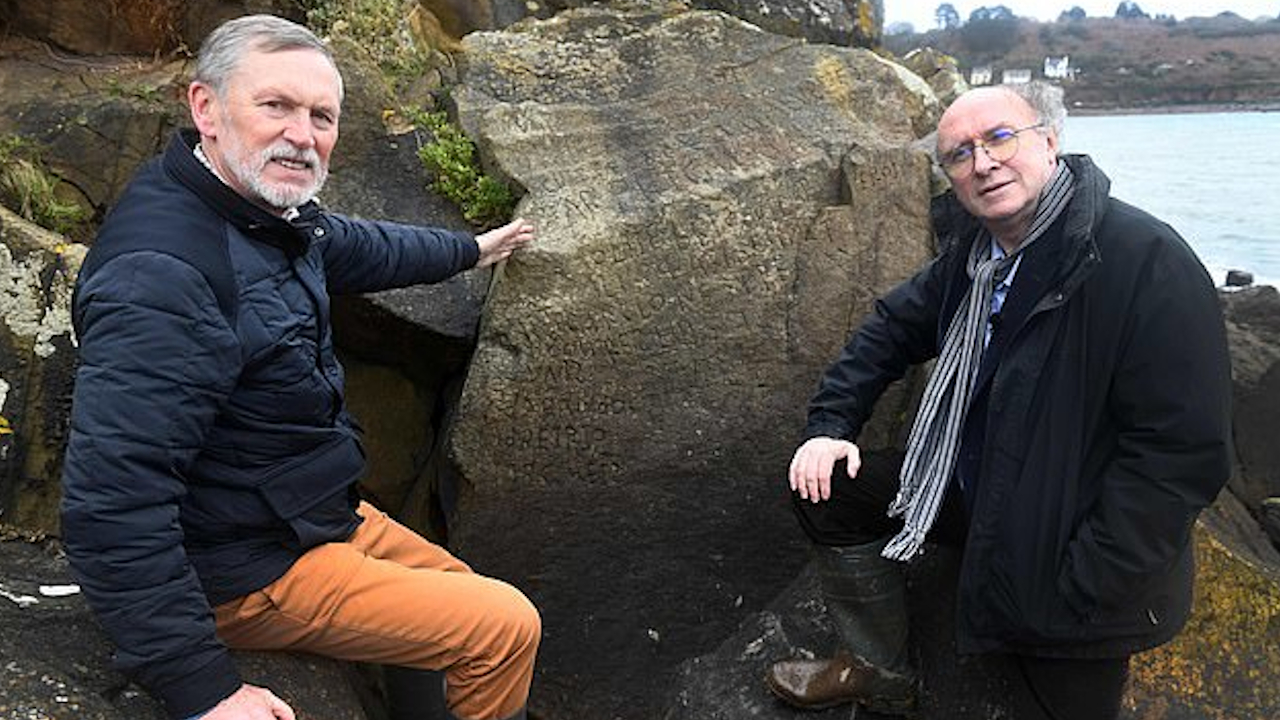 Mensagem de 230 anos gravada em rocha revela morte trágica do século 18