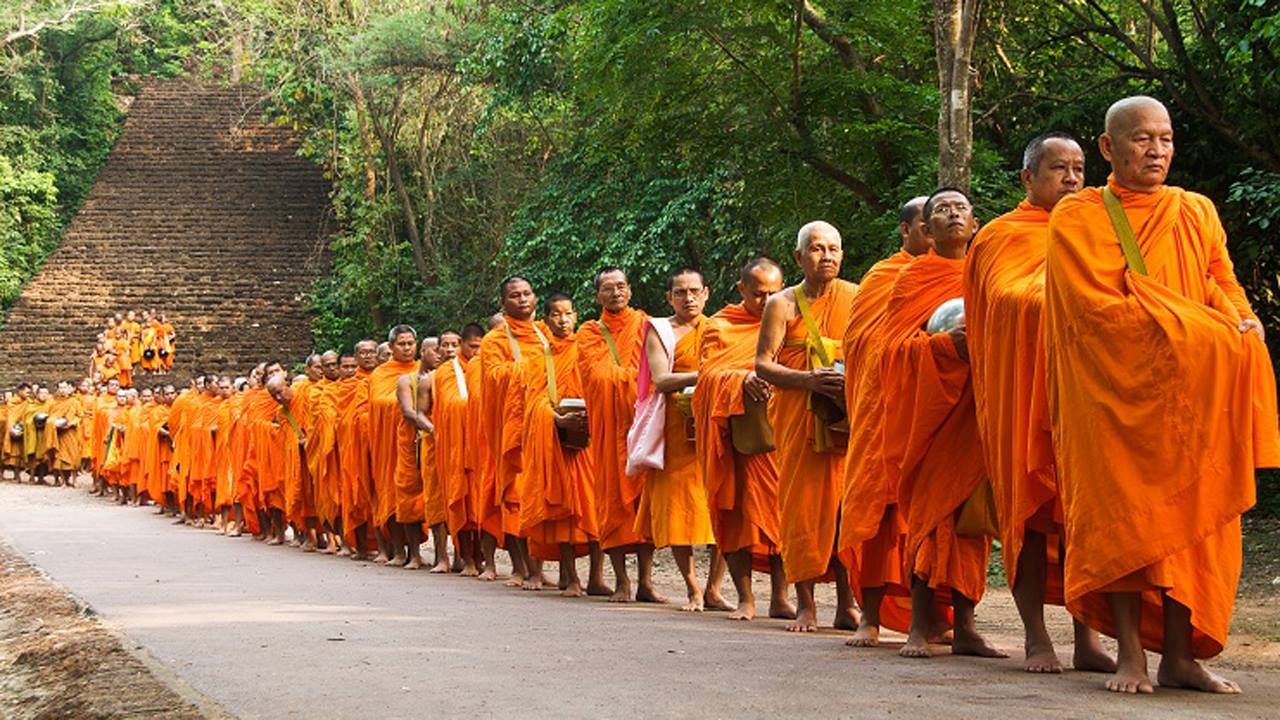 Como diferentes religiões praticam o jejum?