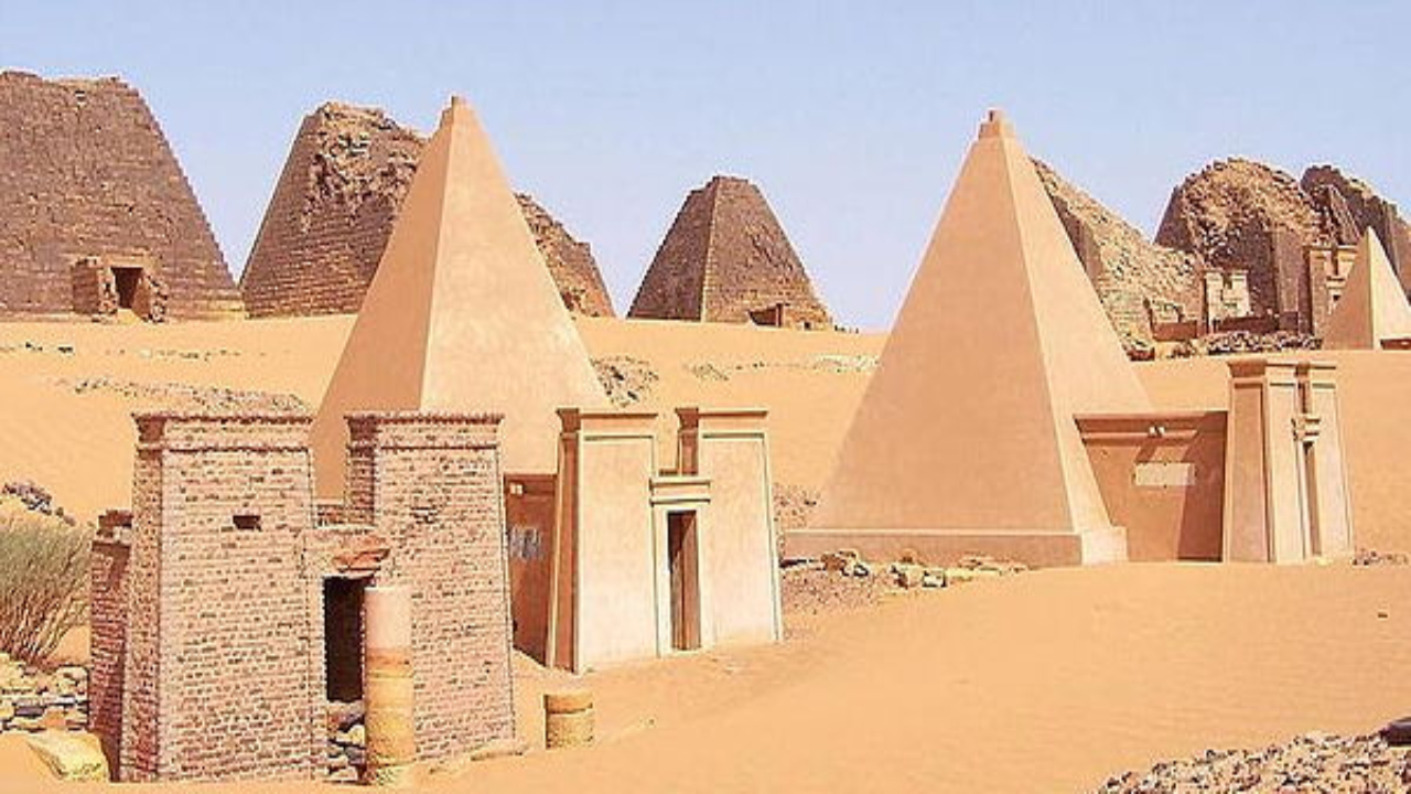 Pior inundação do Rio Nilo em mais de 100 anos ameaça pirâmides sudanesas