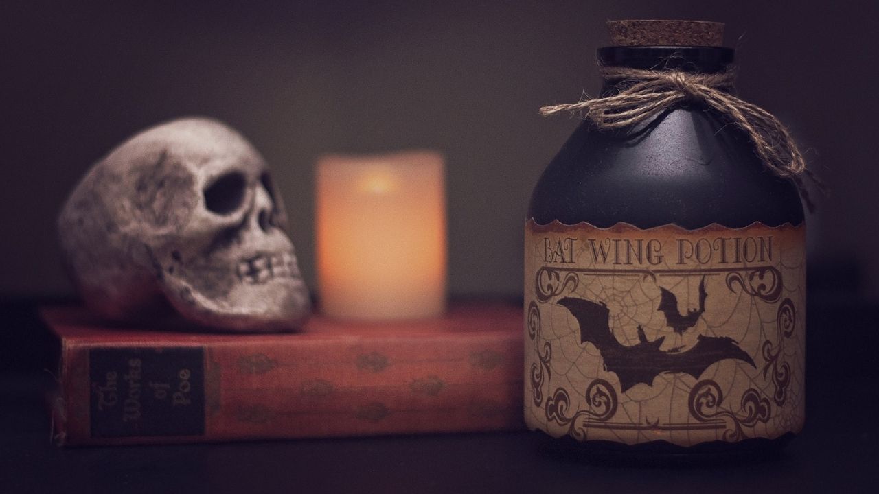 De Edgar Allan Poe a Stephen King: 15 livros com temáticas sombrias