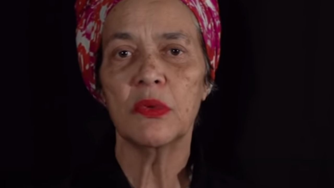 Escritora analisa feminismo a partir do ponto de vista antirracista e anticapitalista