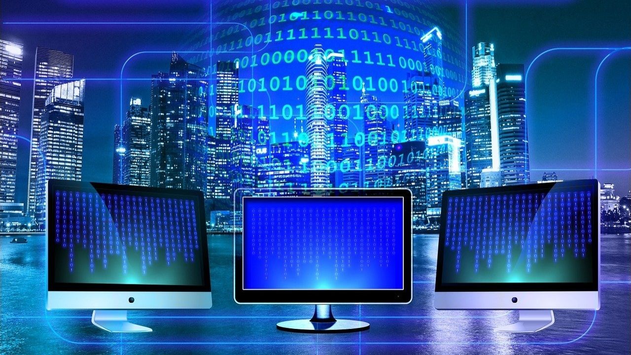Obra revela os perigos das redes sociais na era do capitalismo selvagem