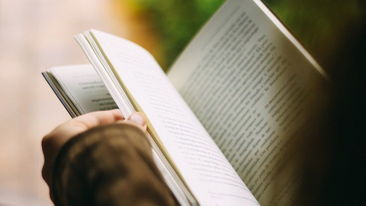 15 livros com temáticas históricas para aperfeiçoar a leitura em inglês