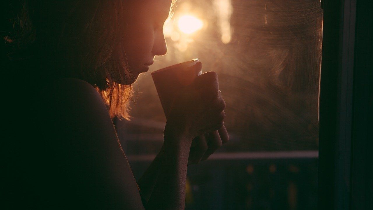 Escritora norueguesa lança romance sobre a sobrecarga feminina