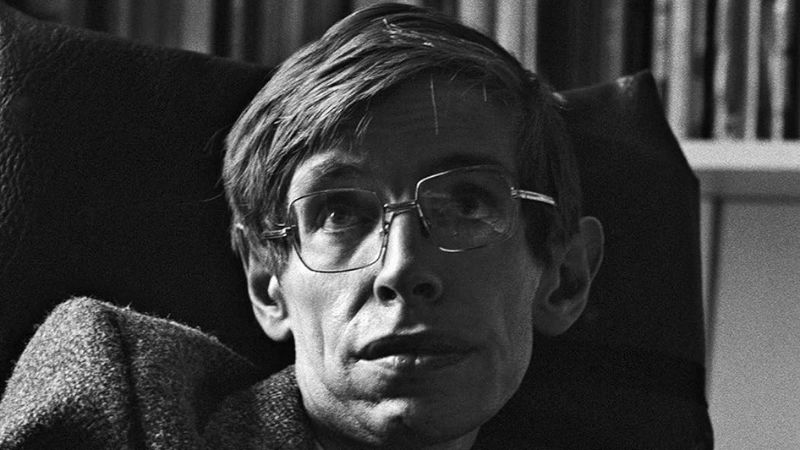 Stephen Hawking: conheça algumas obras do famoso cientista