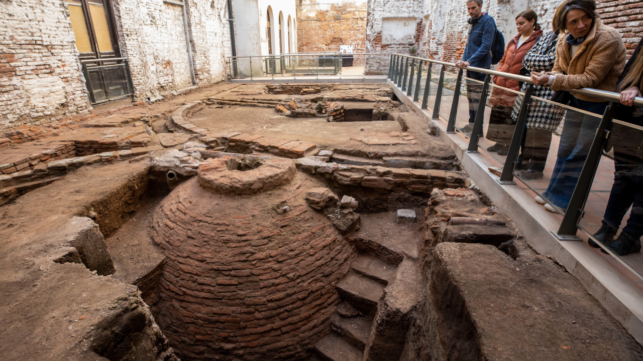 Argentina: Sítio arqueológico é descoberto por acaso durante restauração de prédio histórico
