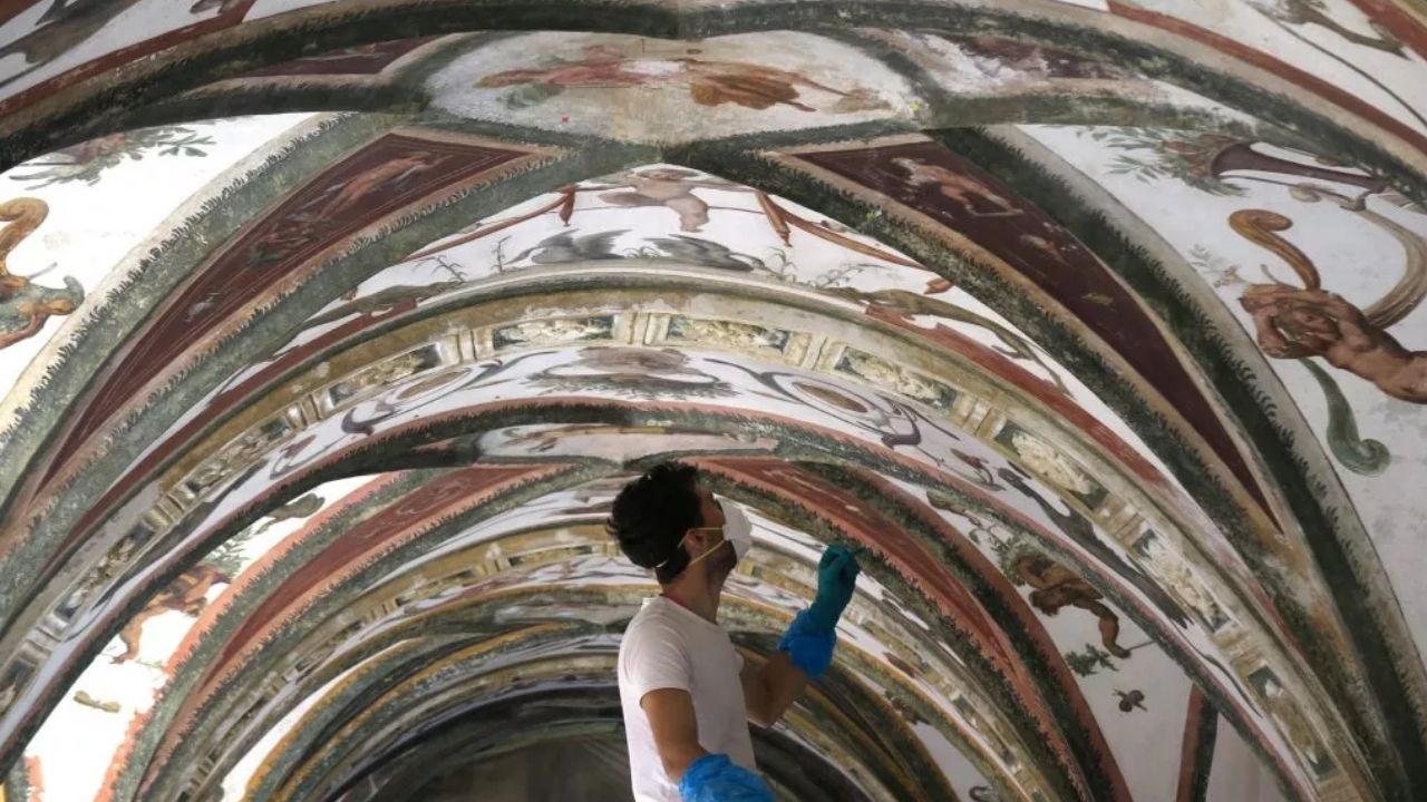 Palácio do príncipe de Mônaco revela impressionantes pinturas renascentistas