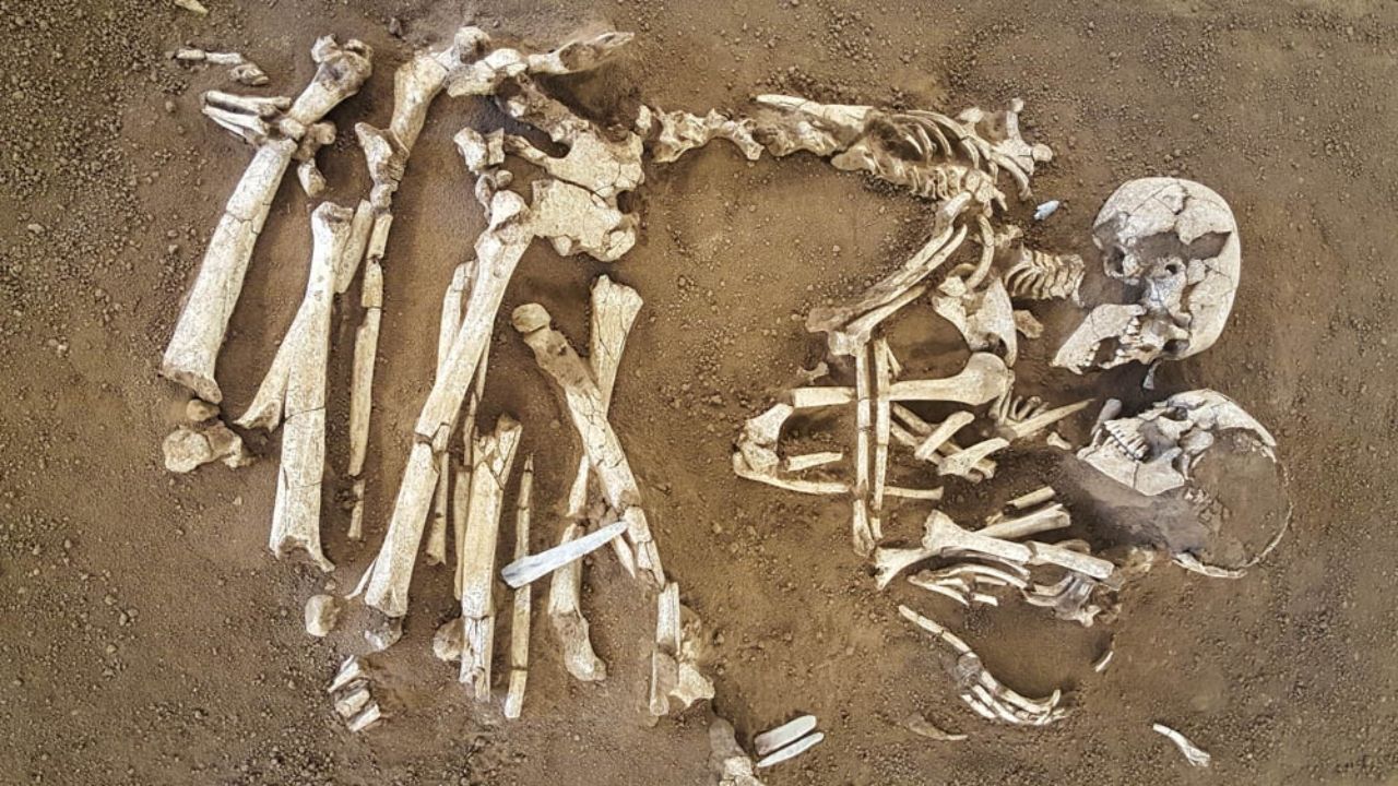 Abraço eterno: a fascinante história dos “Amantes de Valdaro”