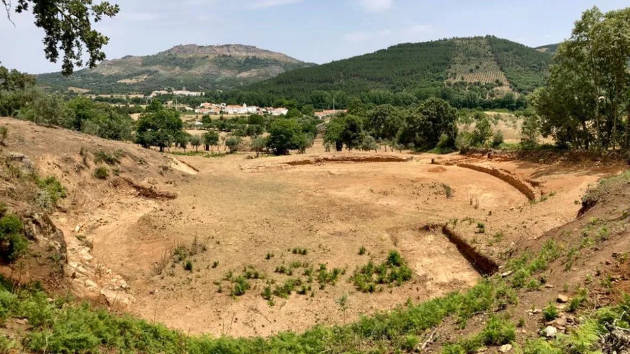 Antigo anfiteatro romano é escavado em Portugal