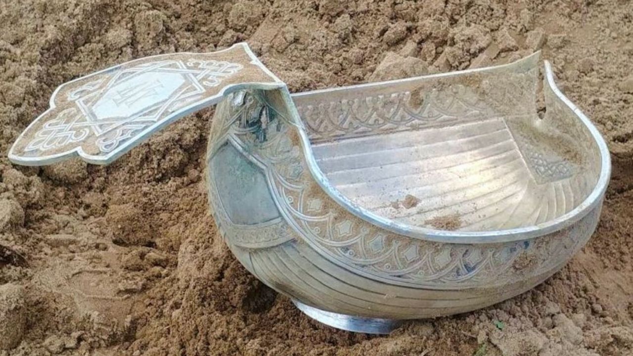 Arqueólogos acreditam ter encontrado antigo recipiente de vodka de czar russo