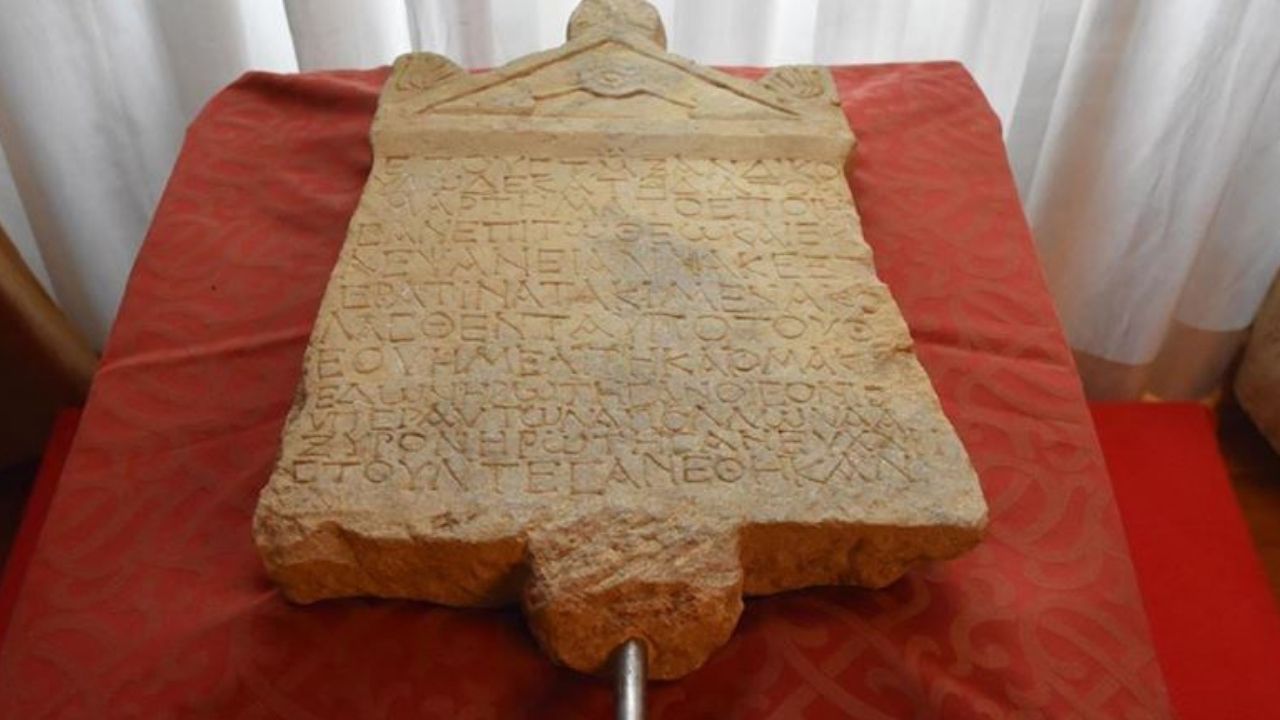 Depois de anos na Itália, artefato de 1.800 anos é devolvido a Turquia