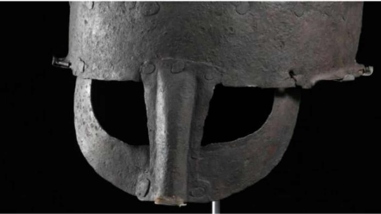 Pesquisadores identificam primeiro capacete viking da Grã-Bretanha