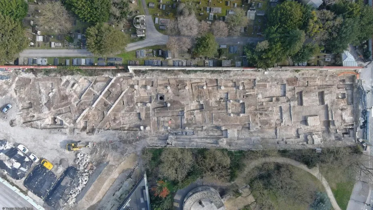 Antiga megaestrutura romana é descoberta em cemitério na França