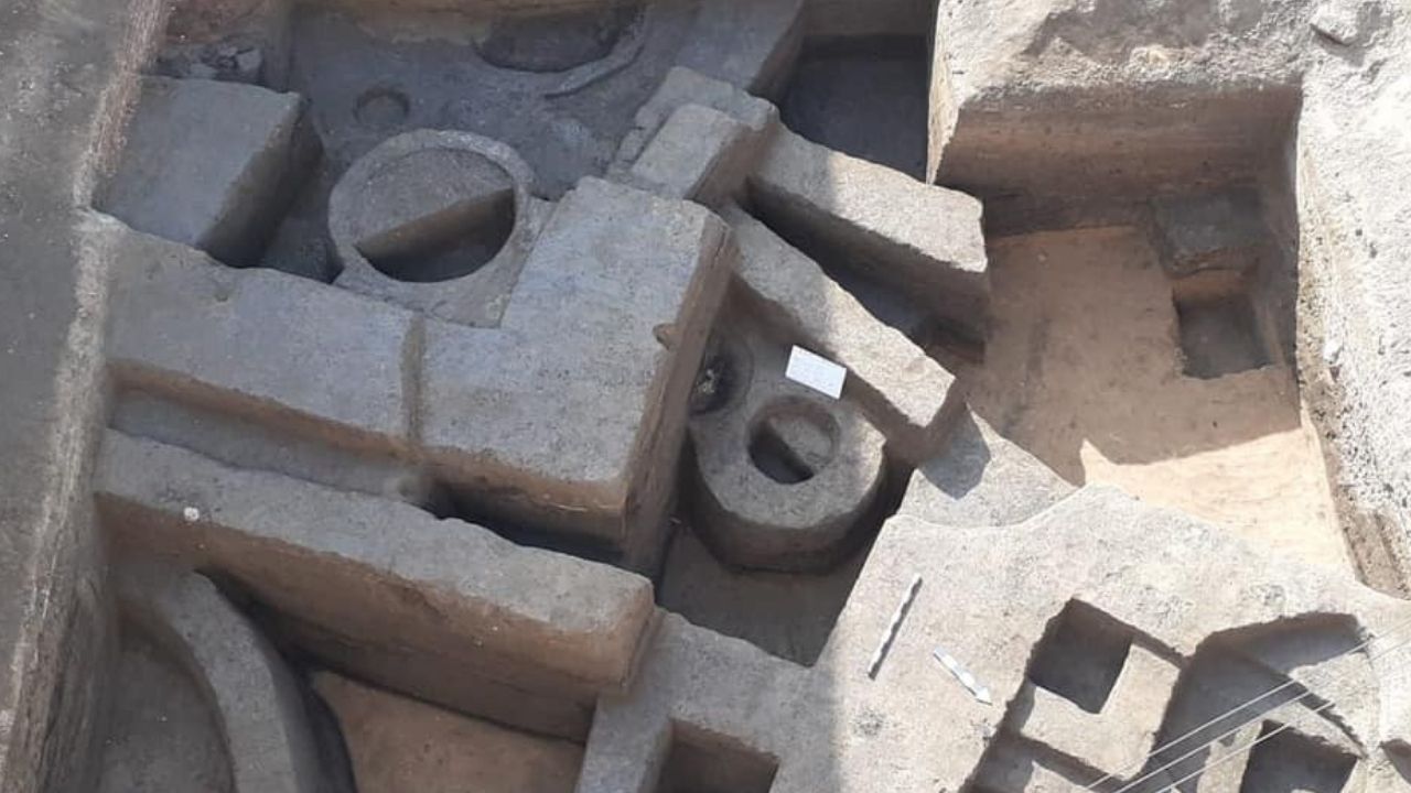 Egito: Arqueólogos encontram oficina de cerâmica do século 3 a.C. em excelente estado