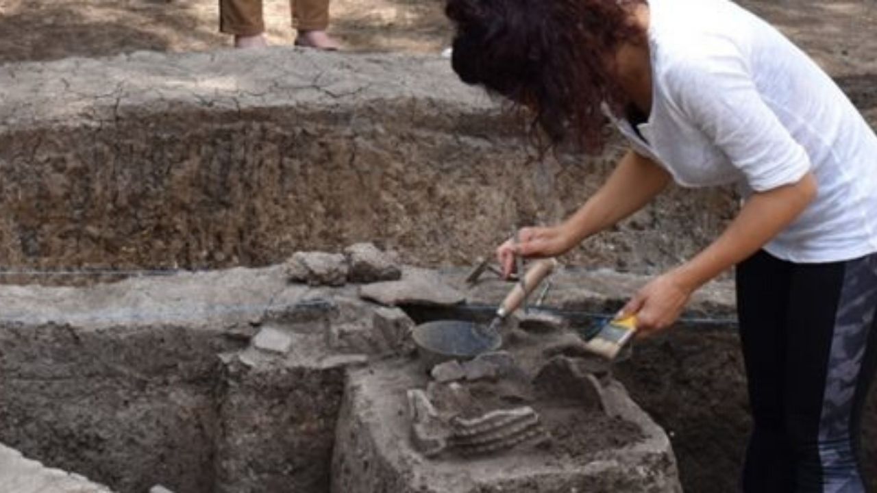 Santuário milenar com cerâmicas feitas à mão é encontrado na Bulgária
