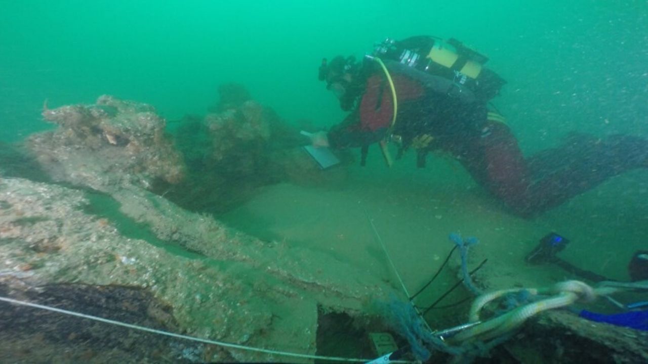 Raio-x irá decifrar itens misteriosos de navios naufragados na Inglaterra