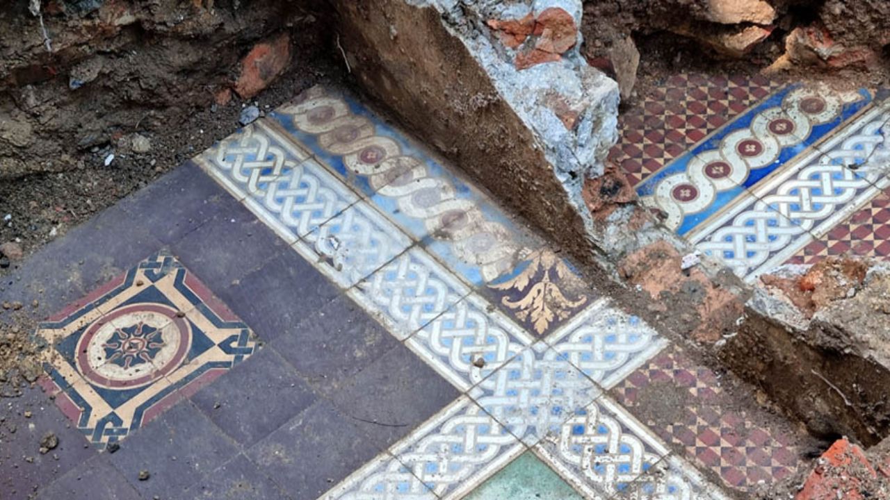 Escavação arqueológica no Palácio do Catete revela piso histórico