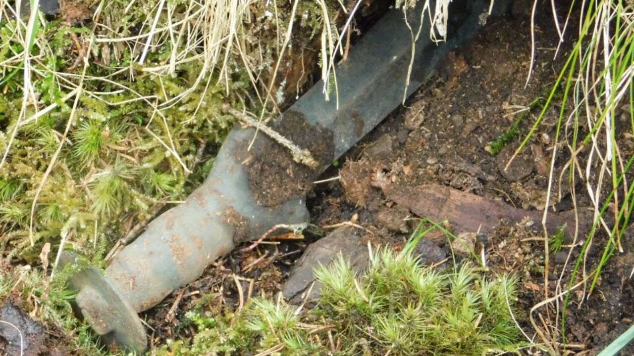 Espada da Idade do Bronze, extremamente bem preservada, é encontrada na Eslováquia