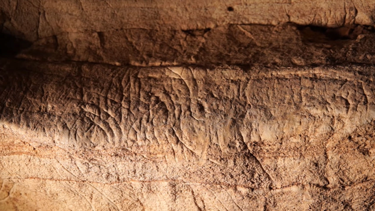 Ricas inscrições pré-históricas são encontradas em caverna na Espanha