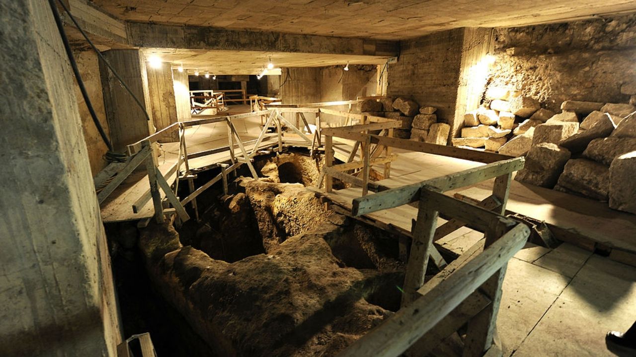 Theo Siebenberg, o homem que encontrou a Jerusalém de 3 mil anos atrás dentro de casa
