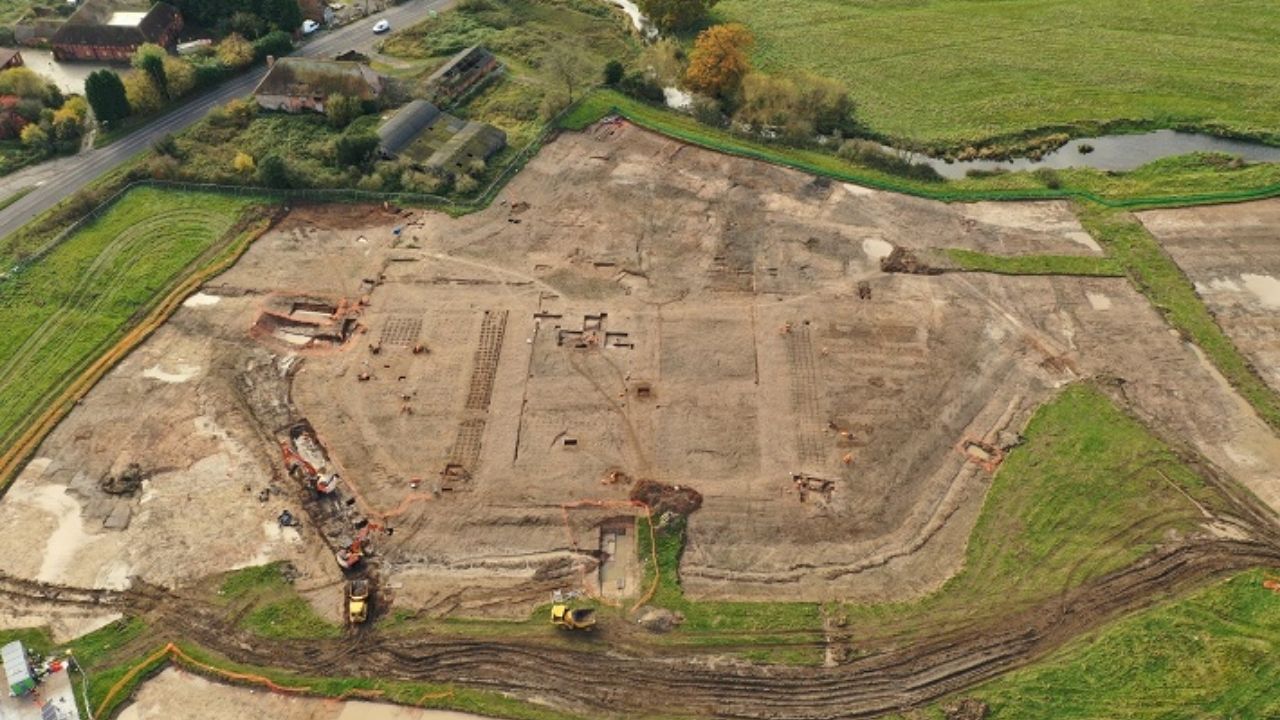Na Inglaterra, arqueólogos descobrem vestígios de impressionante jardim senhorial do século 16