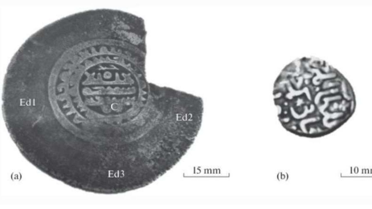 Pesquisadores estudam moedas do século 10 e 14 de antigo estado histórico
