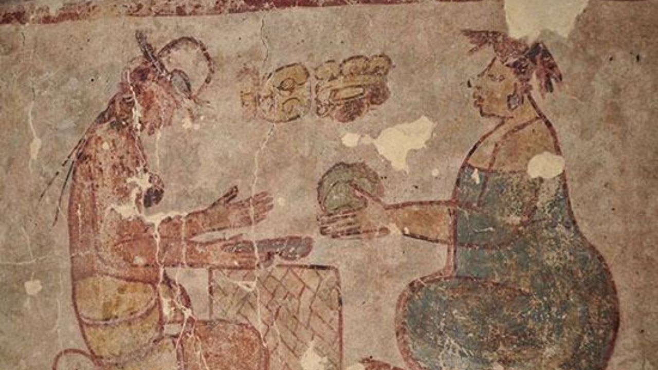 Arqueólogos desenterram raro mural de 2.500 anos em local maia no México