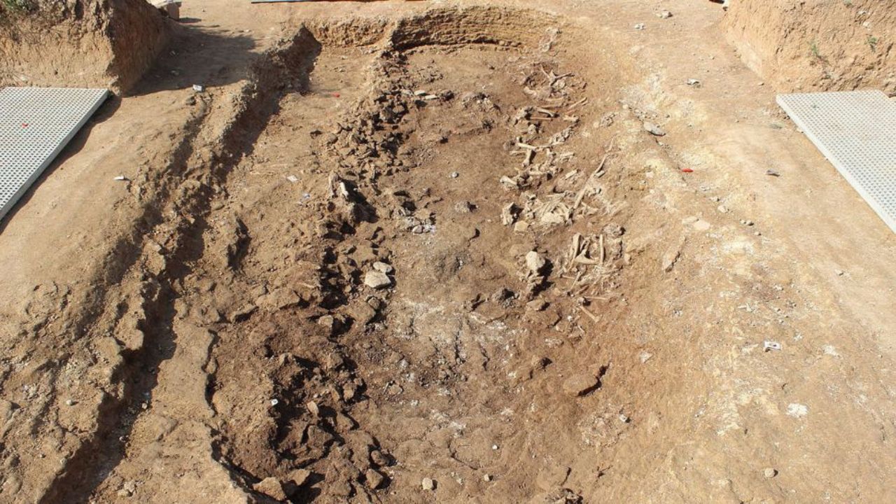 O enterro feminino de 6.500 anos em cemitério majoritariamente ocupado por homens
