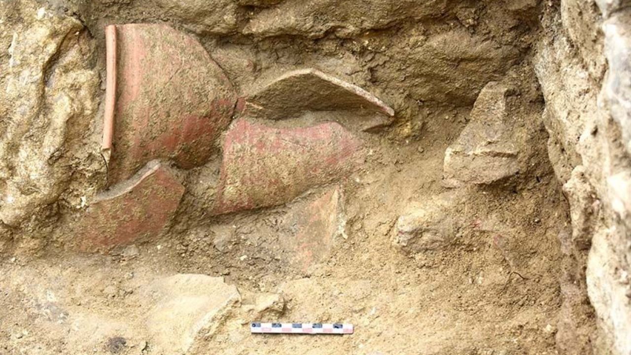 Pesquisadores descobrem que vaso romano de 1,5 mil anos era, na verdade, um penico