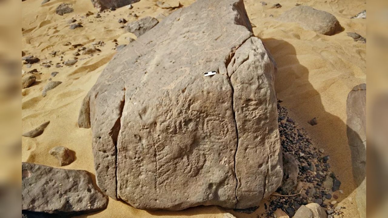 Pesquisadores descobrem hieróglifos de 5 mil anos do ‘rei Escorpião’ no Sudão