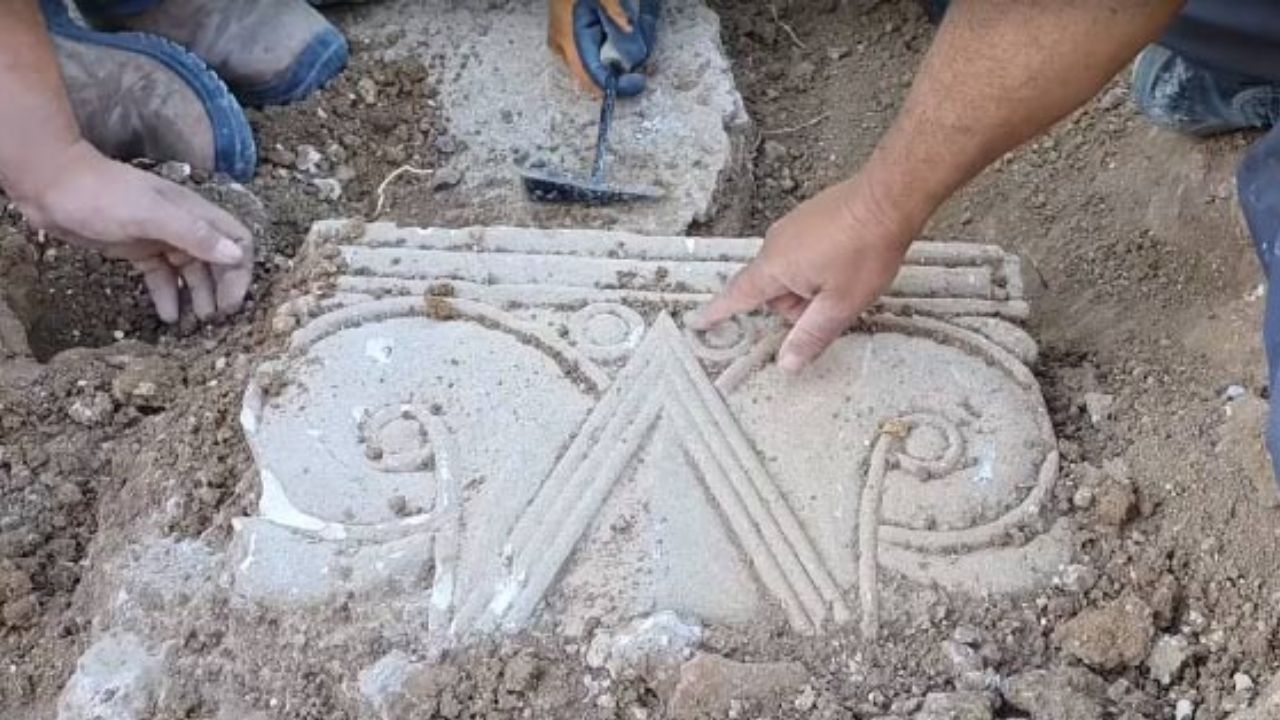 Pesquisadores descobrem ruínas de edifício real de 2,6 mil anos em Israel; confira o vídeo!