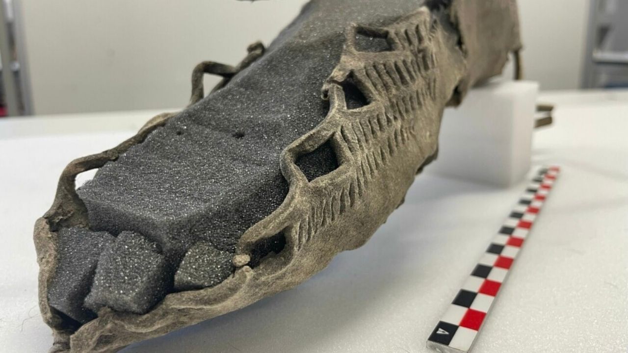 O estiloso sapato de 1.500 anos encontrado nas montanhas da Noruega