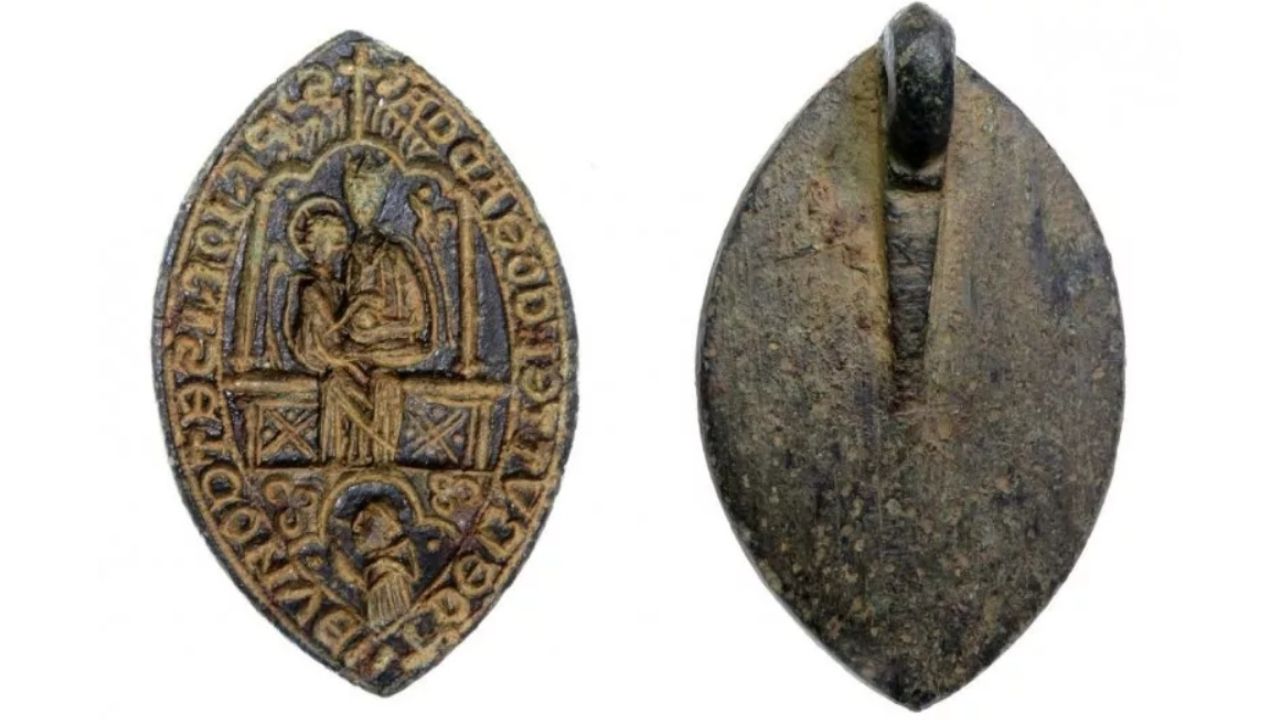 Mais lidas: Selo medieval encontrado por menino de 10 anos vai a leilão