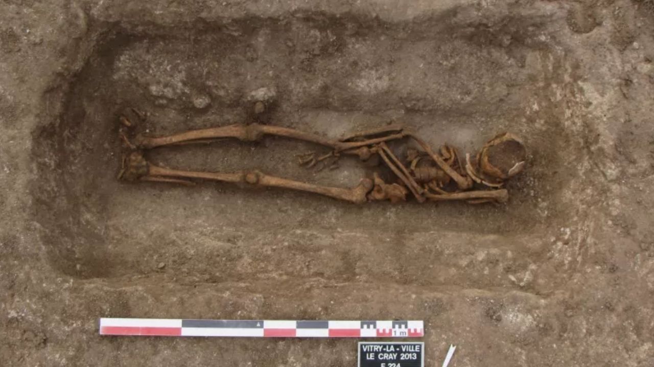 Prática de reabrir túmulos há 1.400 anos na Europa intriga arqueólogos