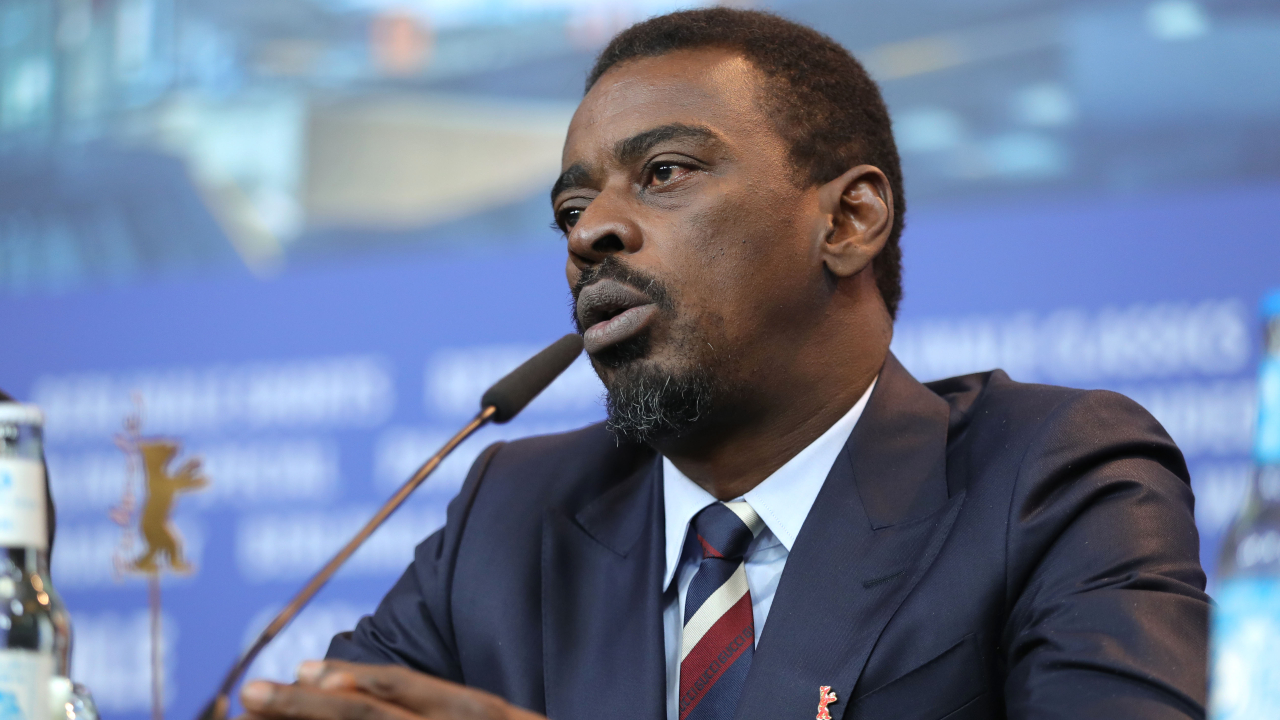 Governador do RS pede desculpas a Seu Jorge por ataques racistas em show