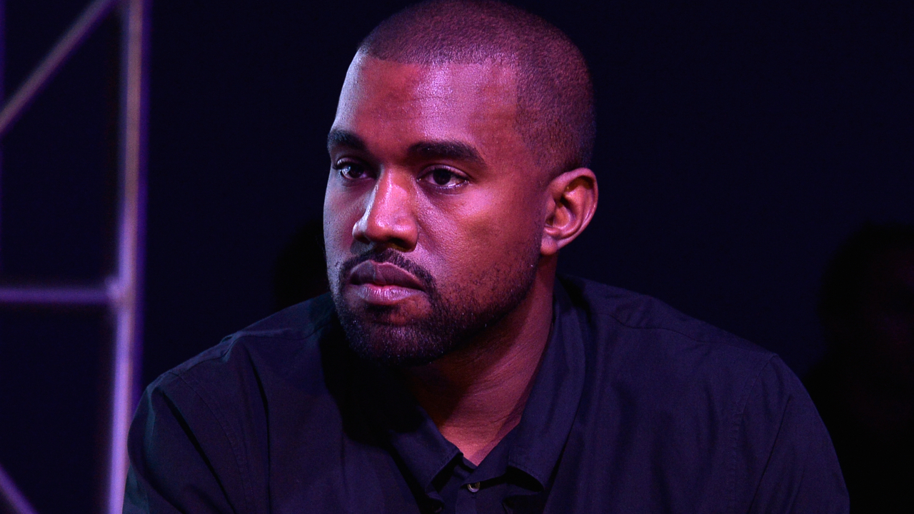 Kanye West fez acordo de silêncio com funcionário após falas antissemitas