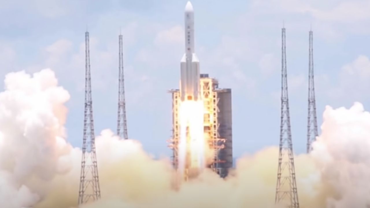 China lança sua primeira missão espacial para Marte