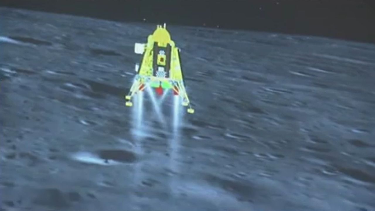 Robô de exploração lunar indiano identifica oxigênio e enxofre na Lua